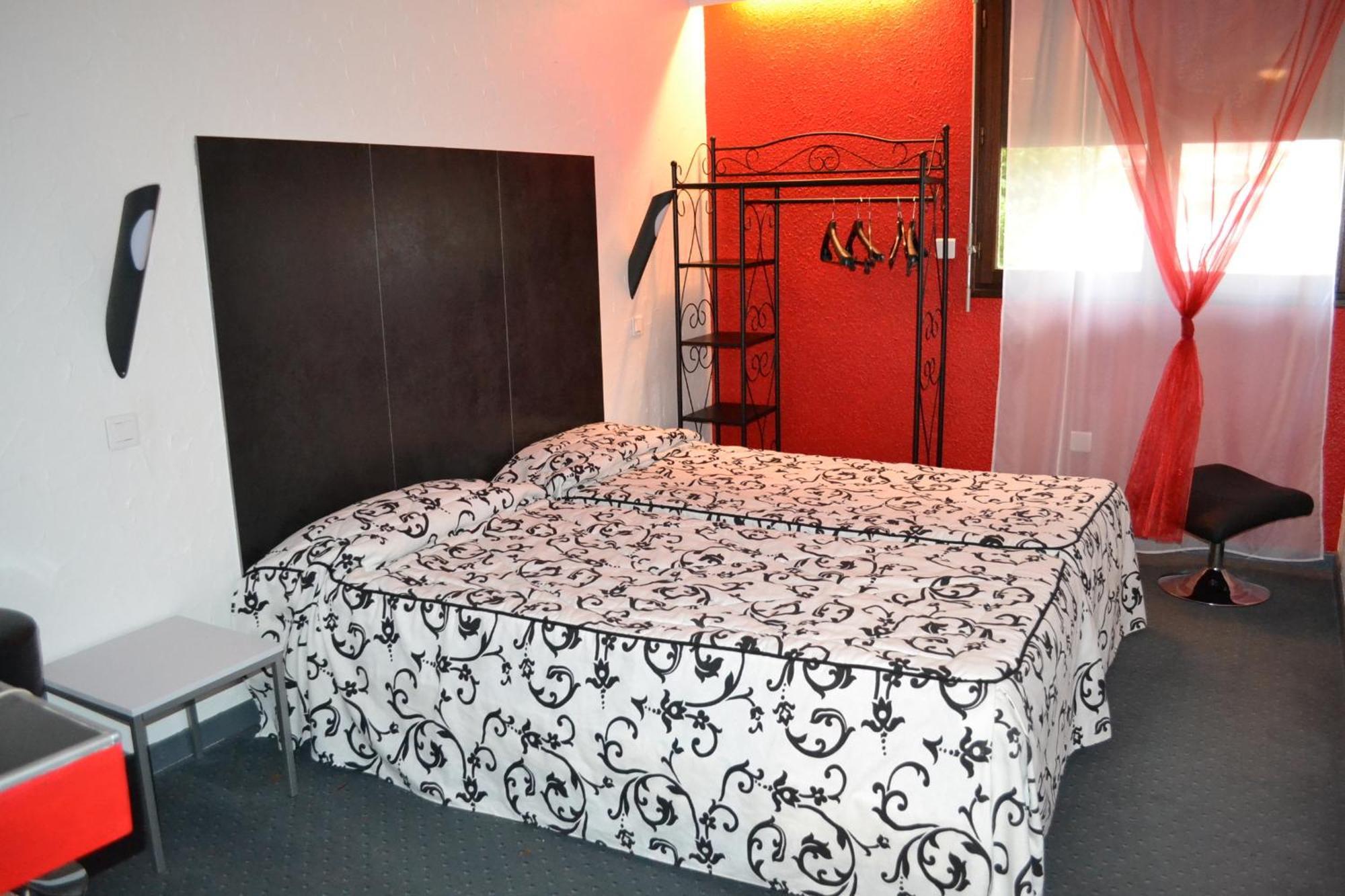 Relais 500 De Vienne Hotel Chonas-lʼAmballan Eksteriør billede